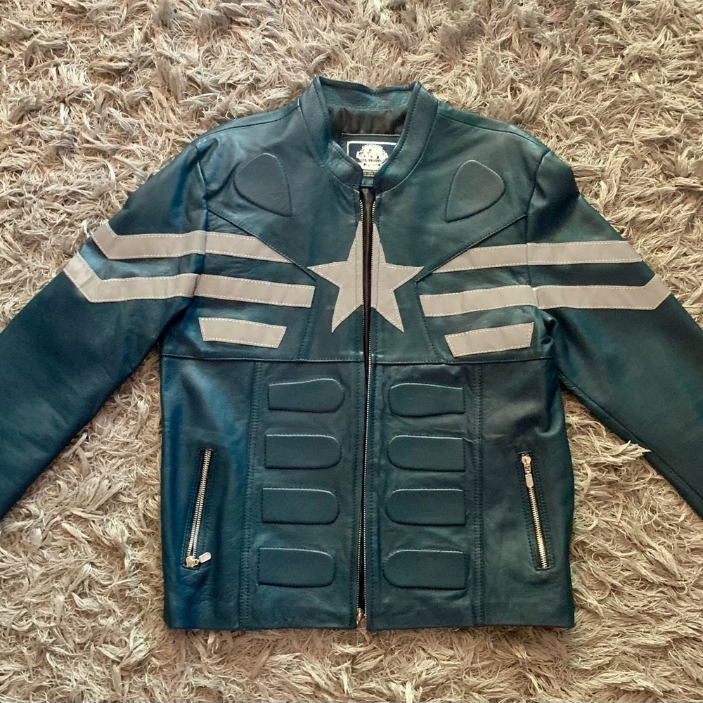 Captain America Authentic leather Jacket size Small. Used very Good condition